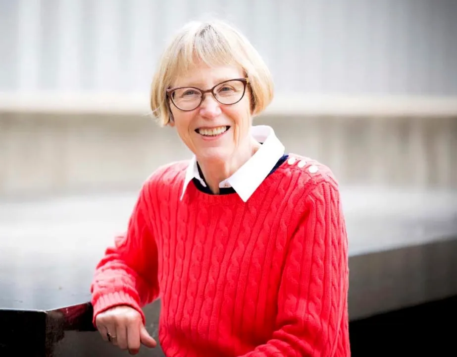 This is the image alt text