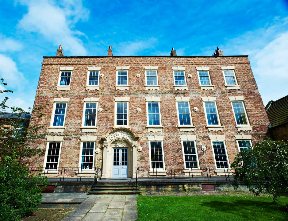 This is the image alt text