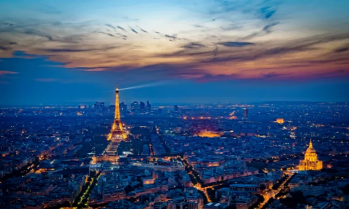 Image of Paris skyline