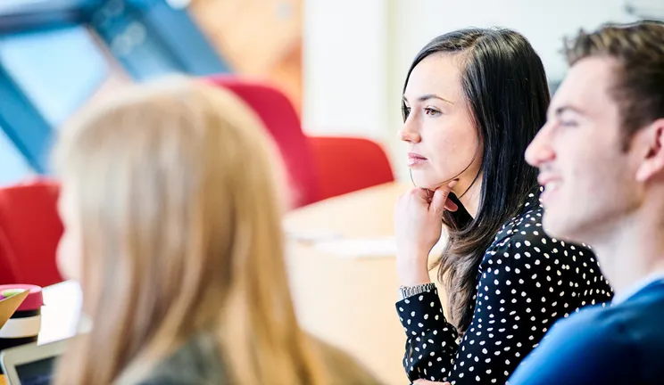 A busy student seminar