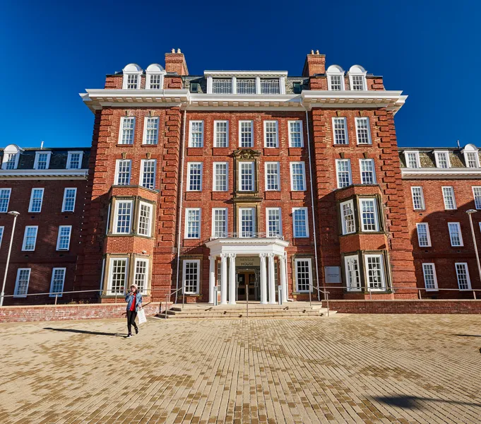 External of Sheraton Park