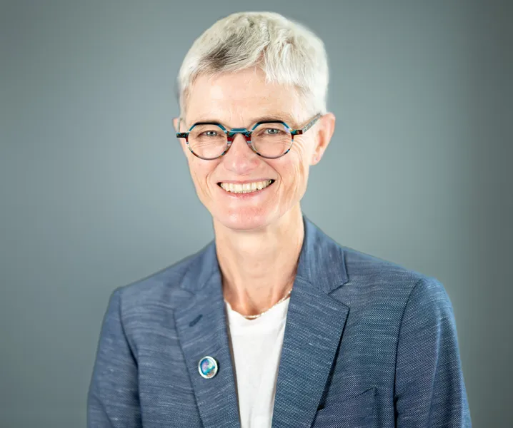 Prof Jane Macnaughton