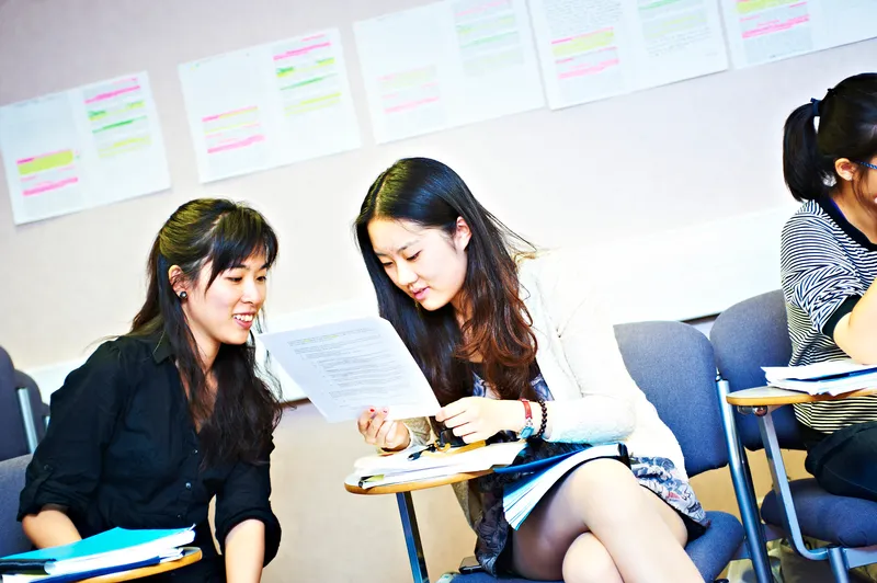 Students in English Language Centre