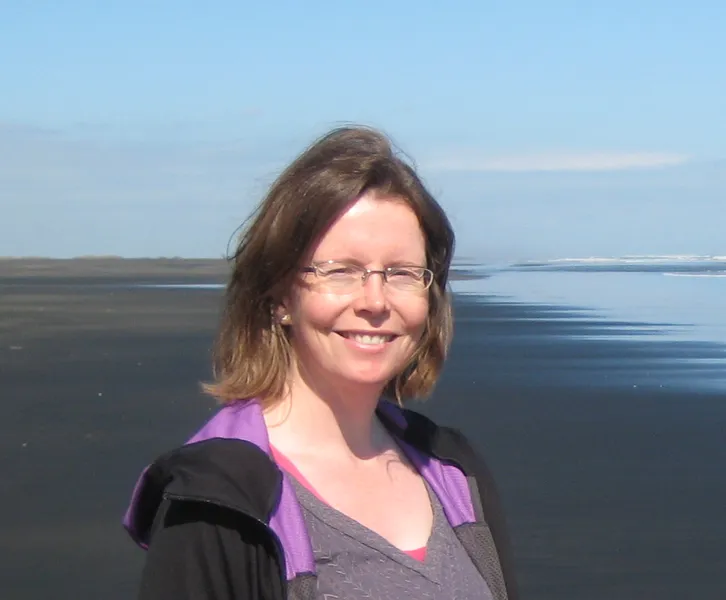 Professor Erin McClymont