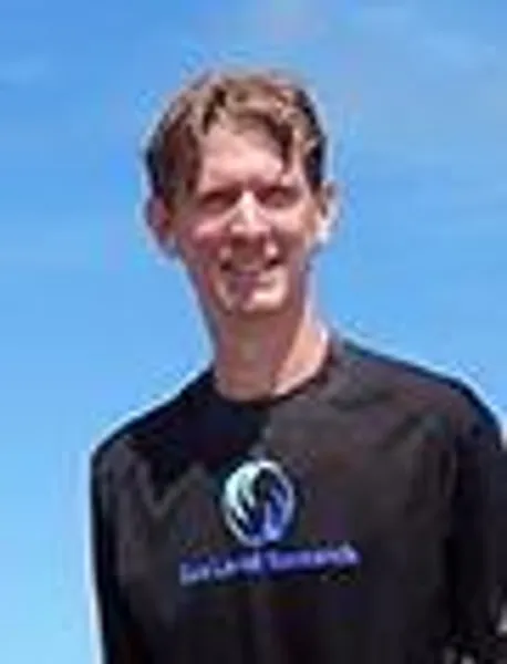 Simon Engelhart Cropped