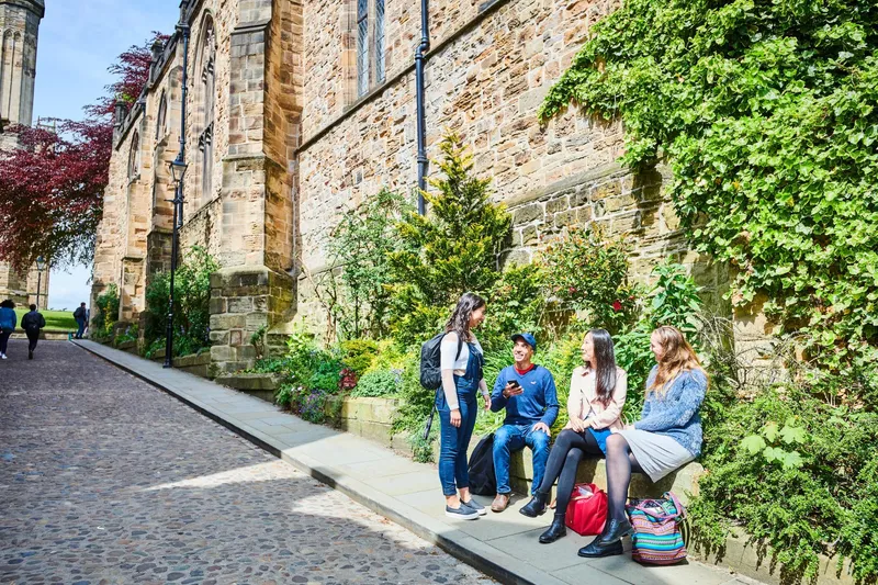 Students on Bow Lane