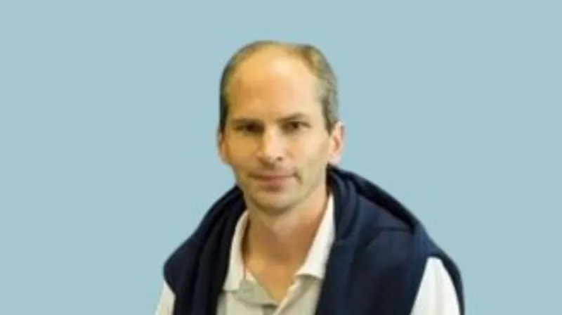 Headshot of Jochen Einbeck