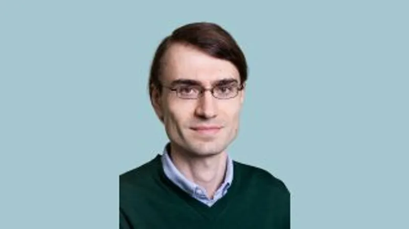 Headshot of Juraj Medzihorsky