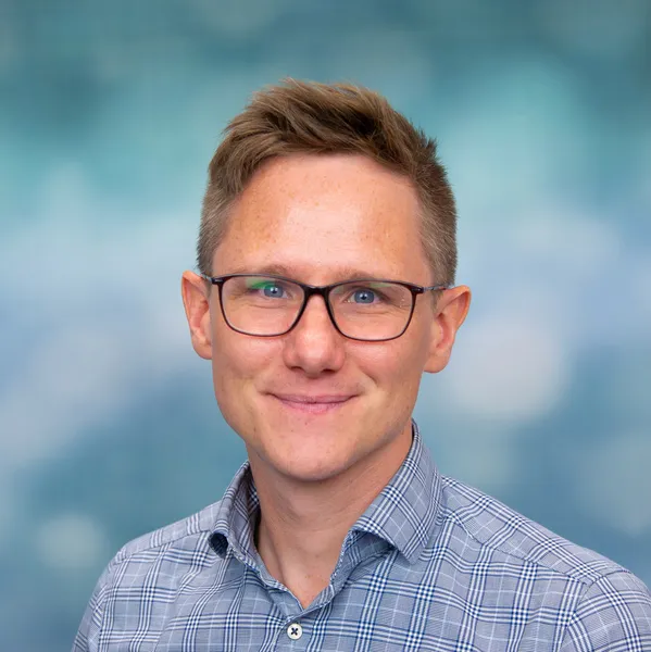 Photo of Andrew Reeves