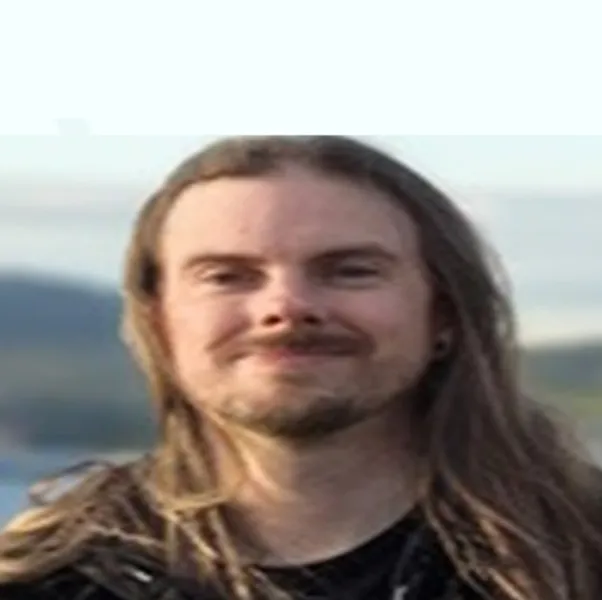 Headshot of Dr Ben Raffield